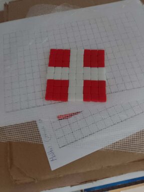 Pixel art 4e croix de savoie.jpg